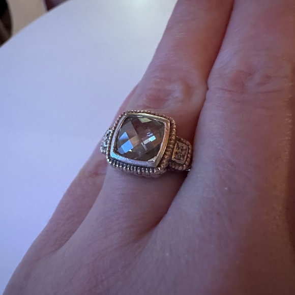 Judith Ripka Canary Crystal SS Ring - Picture 7 of 8